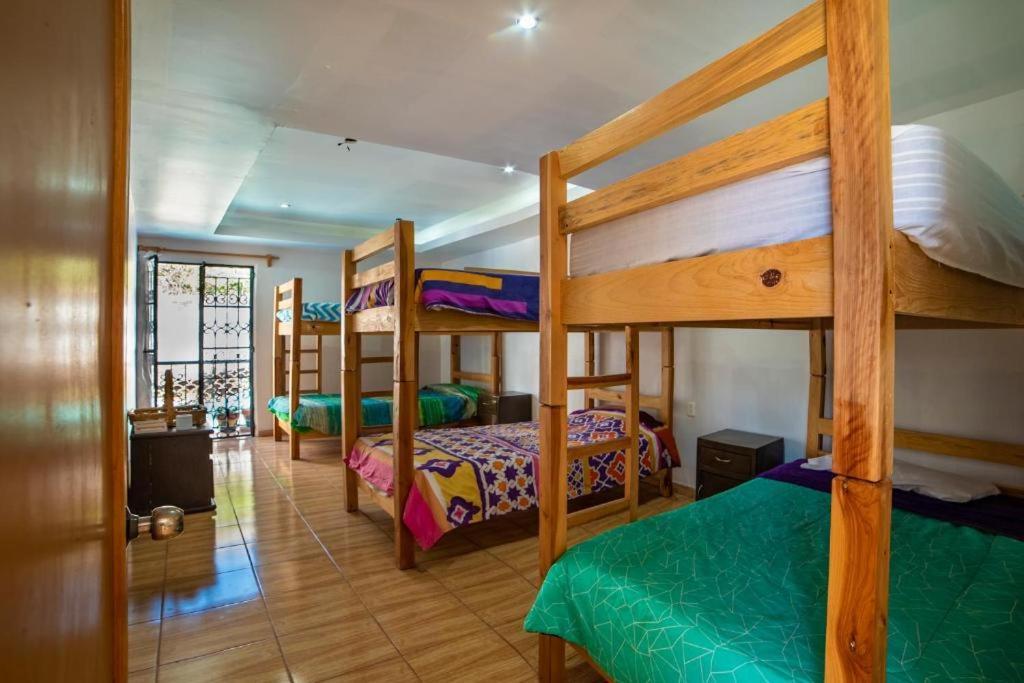 Hostal Casa Pajaritos Taxco de Alarcon Εξωτερικό φωτογραφία